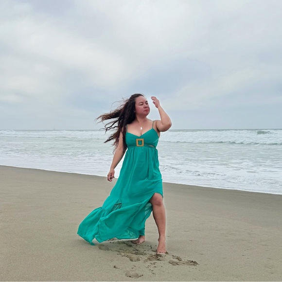 Dress - Picture 5 of 6